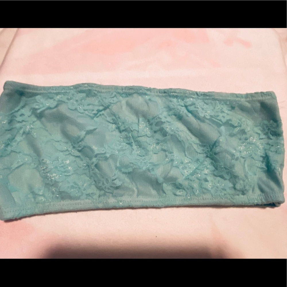 Light blue lace flower lace bra size medium